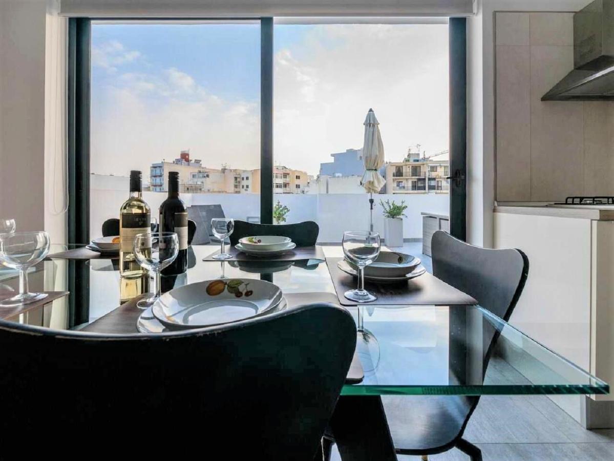 Stunning Penthouse Roof Terrace & Communal Swimming Pool San Pawl il-Baħar Eksteriør bilde